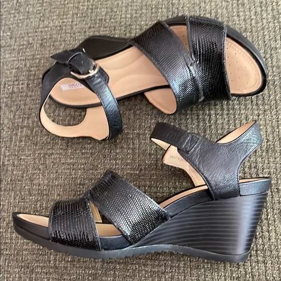 Geox Black Leather Women's Sandals (sz 39) - Picture 2 of 11
